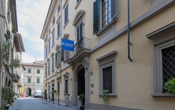 Prato Palazzo Vaj 